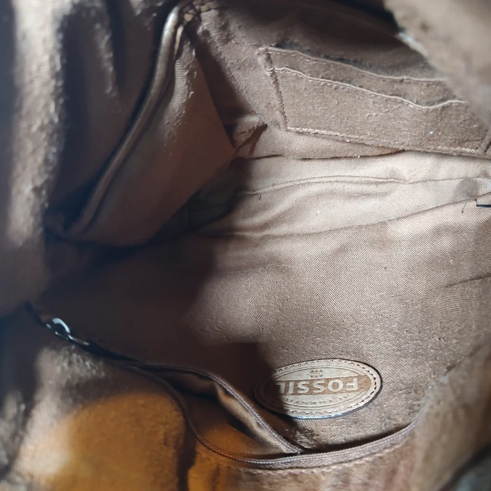 Fossil Tan Leather Crossbody Messenger bag